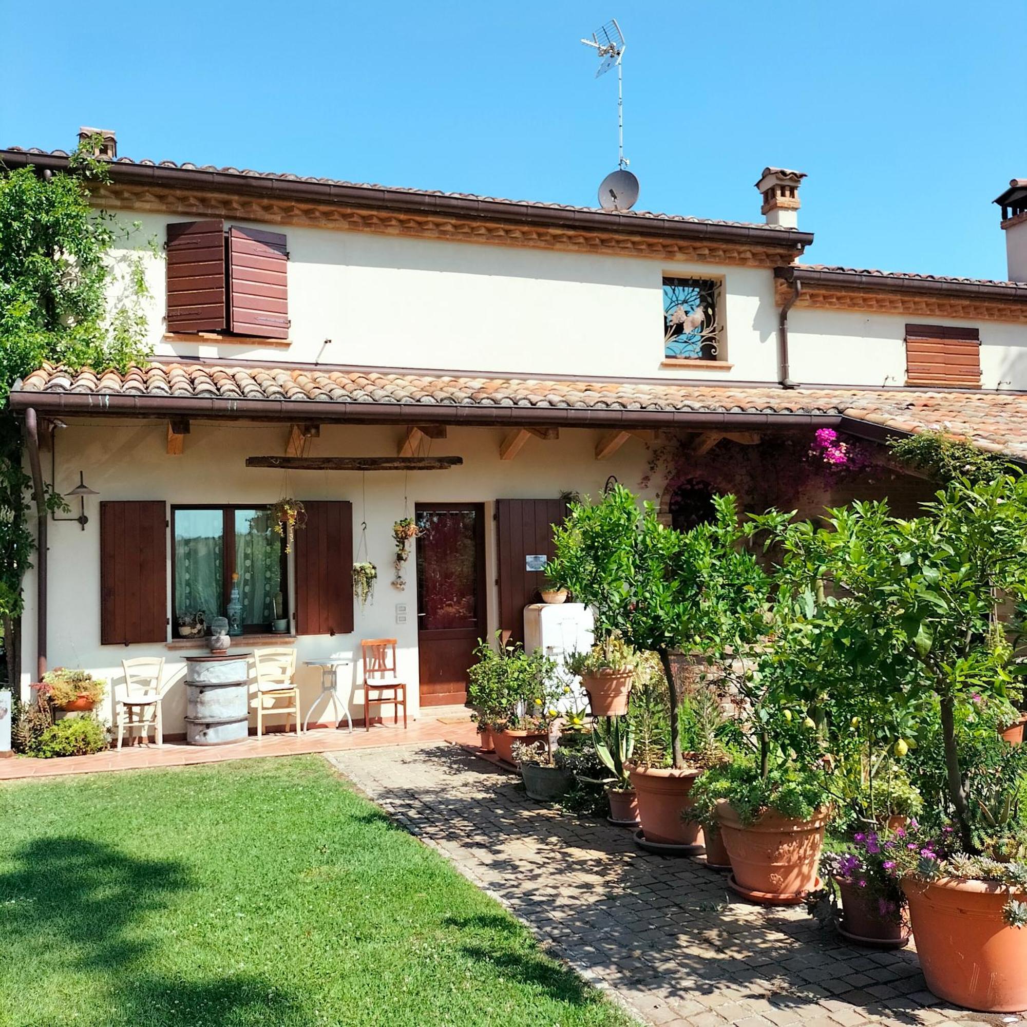 Ca' Dei Gelsi B & B Coriano Luaran gambar